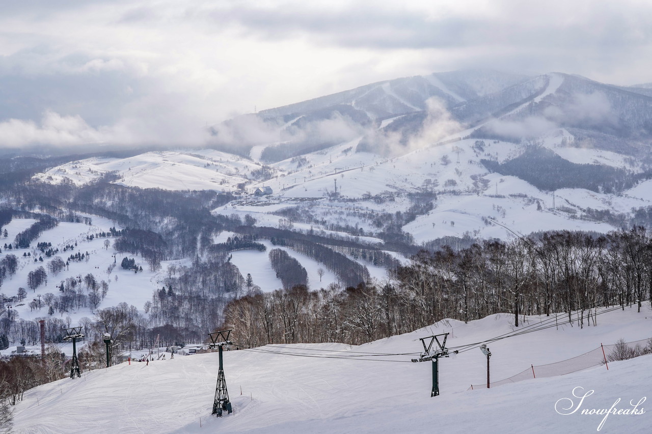 ルスツリゾート 『WORLD SKI AWARDS』３年連続最優秀賞！世界に誇る北海道のスノーリゾート「Rusutsu」へGo (^^♪